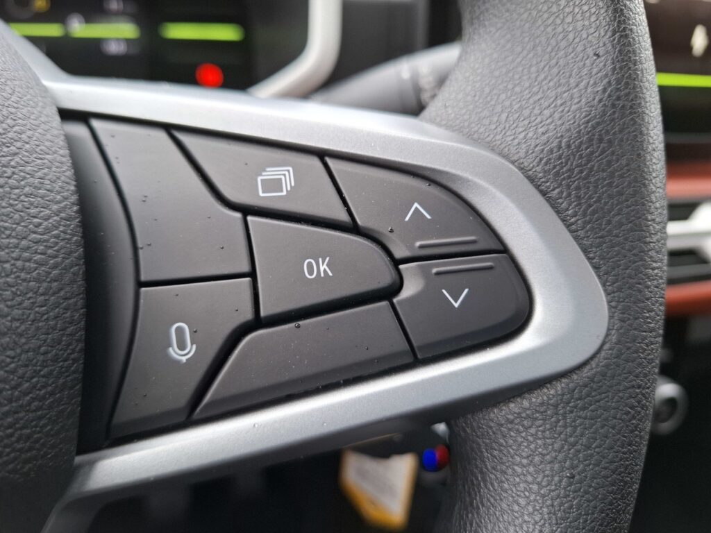 Dacia Spring Exposé-Bild 16