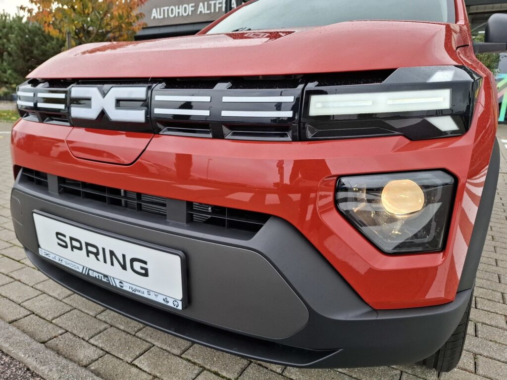 Dacia Spring Exposé-Bild 34