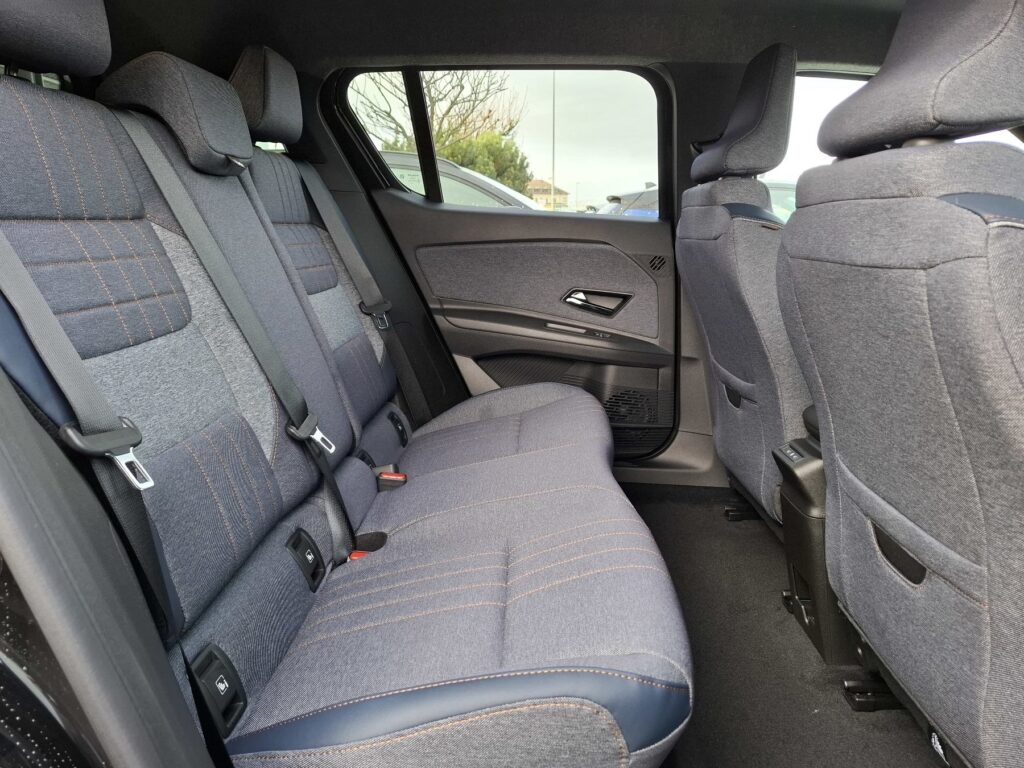 Renault R 4 Exposé-Bild 13