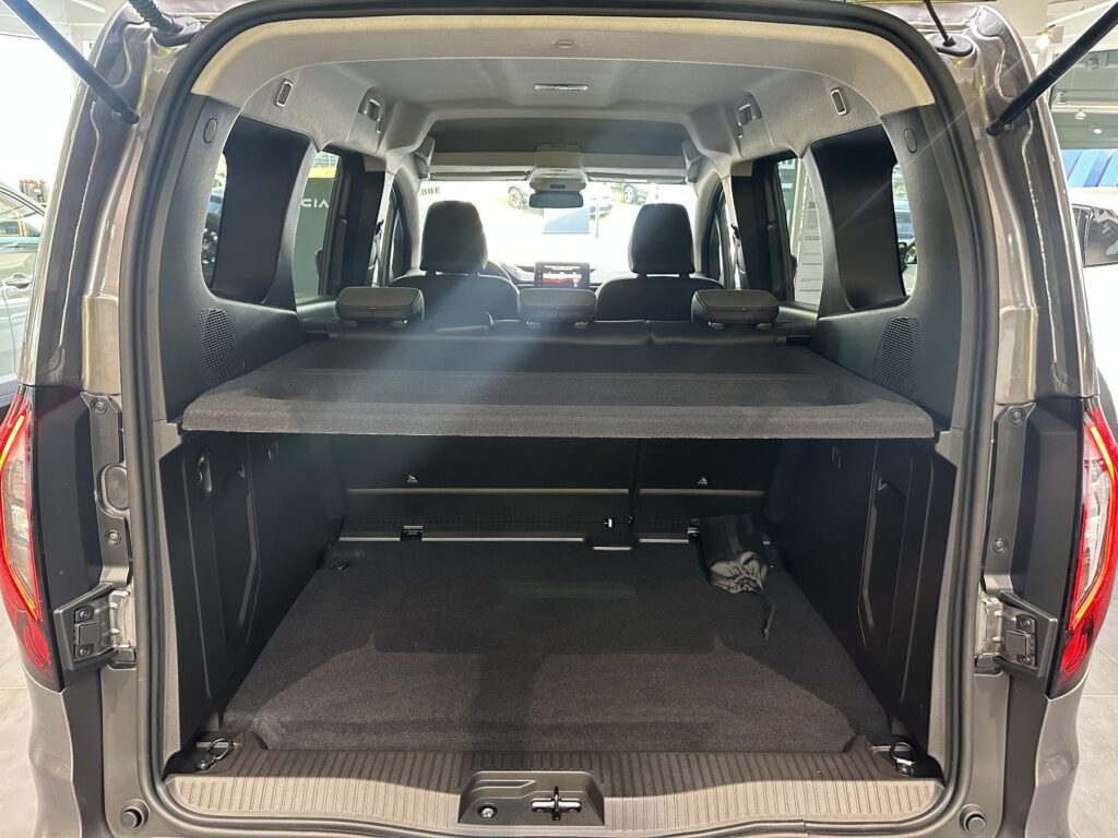 Renault Kangoo Exposé-Bild 25