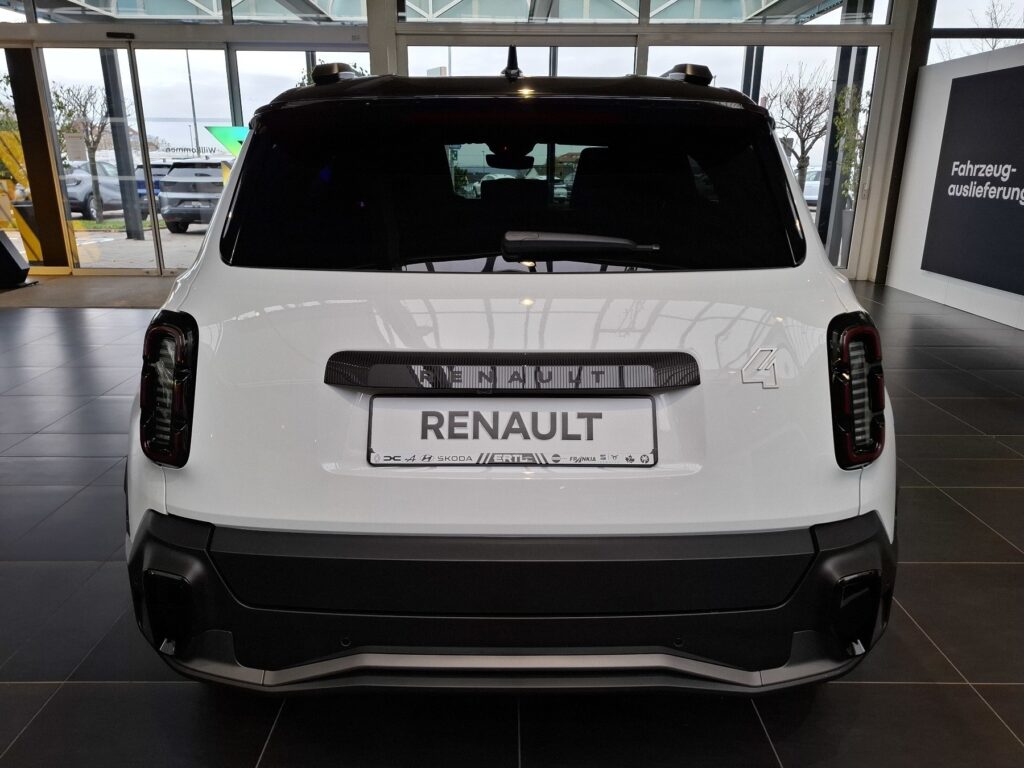 Renault R 4 Exposé-Bild 8