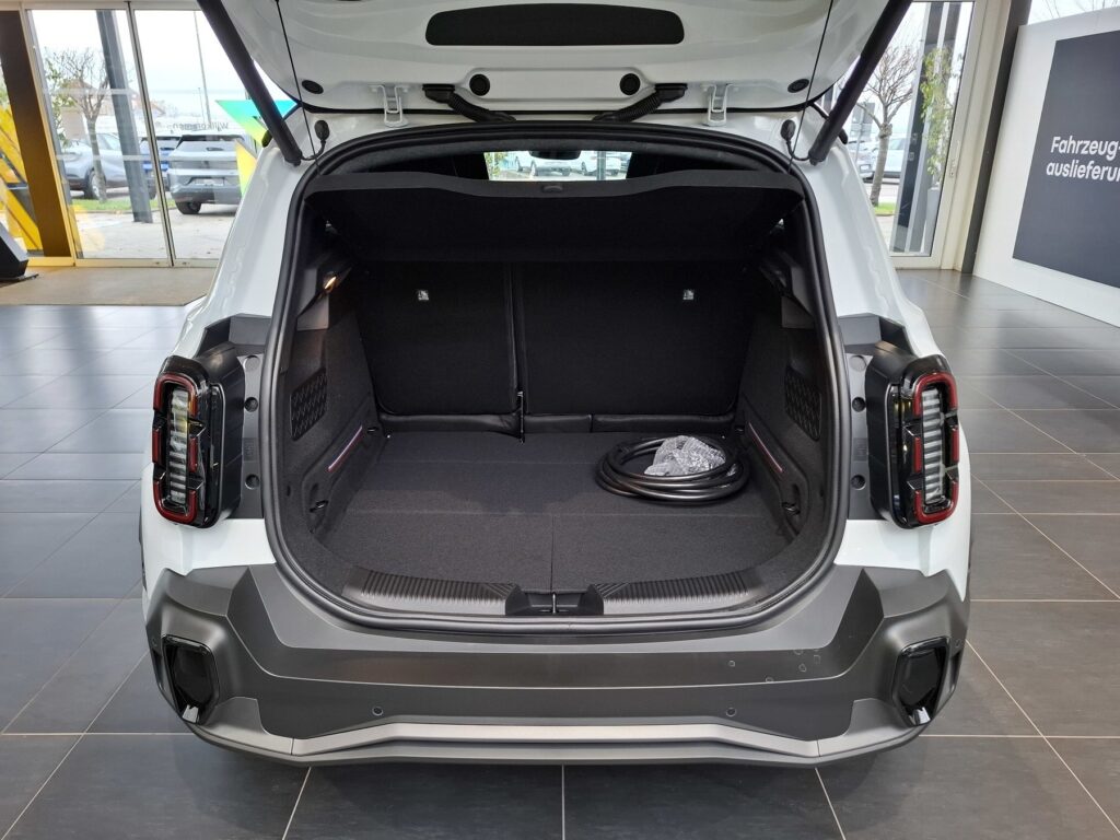 Renault R 4 Exposé-Bild 9