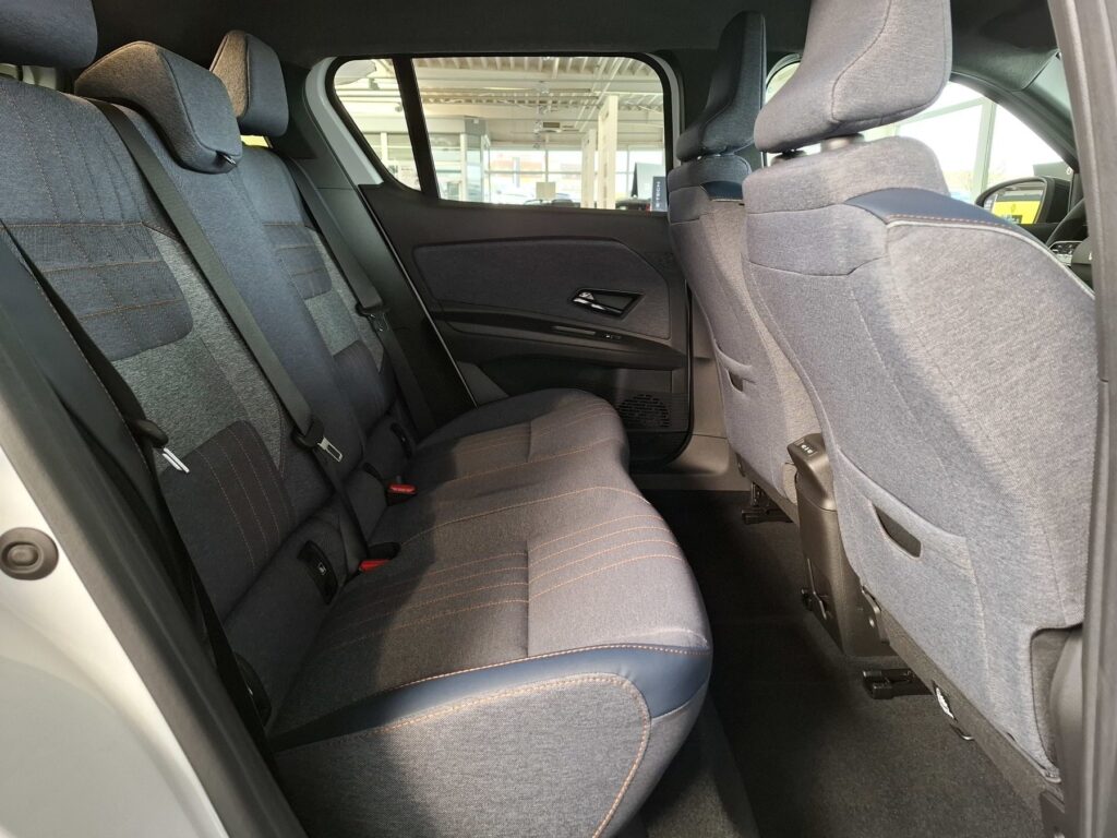 Renault R 4 Exposé-Bild 15