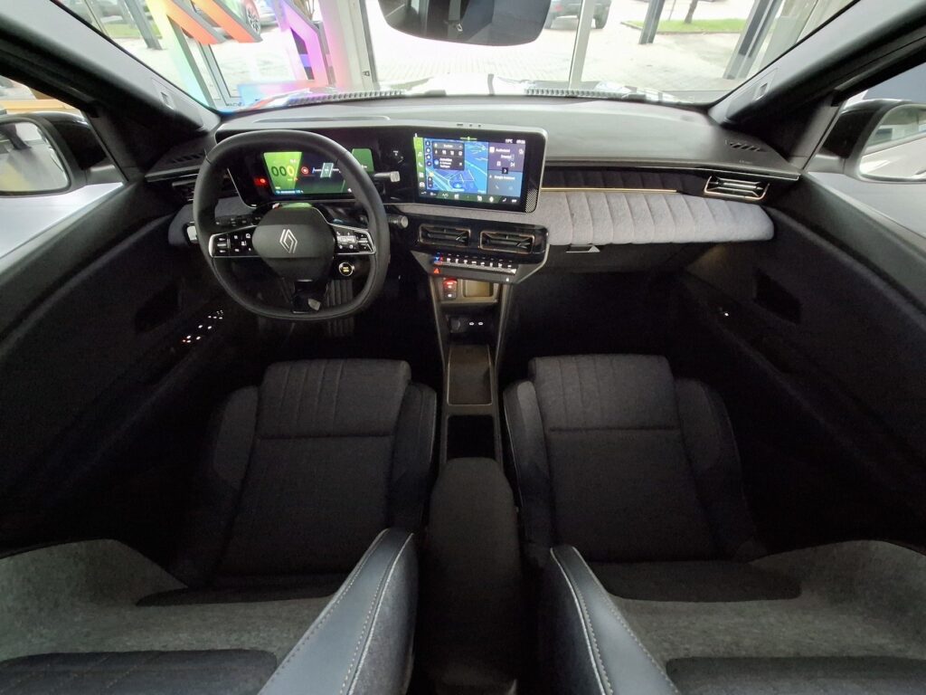 Renault R 4 Exposé-Bild 18