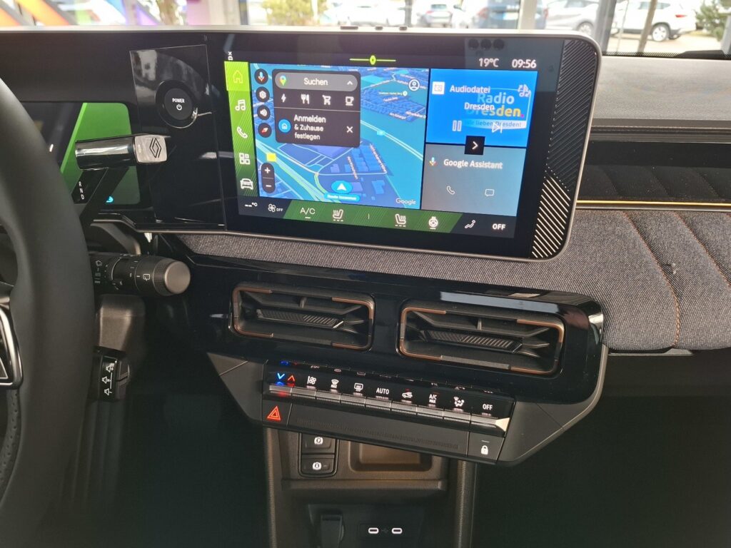 Renault R 4 Exposé-Bild 24