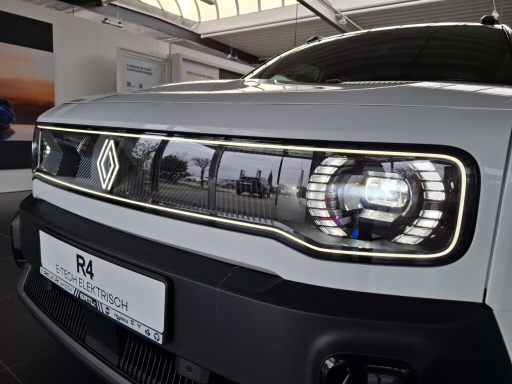 Renault R 4 Exposé-Bild 42