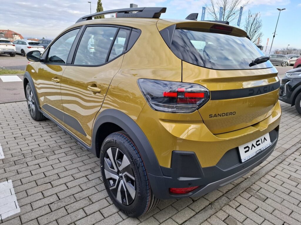 Dacia Sandero Exposé-Bild 7