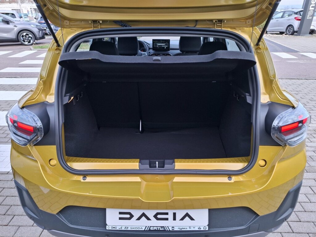 Dacia Sandero Exposé-Bild 9