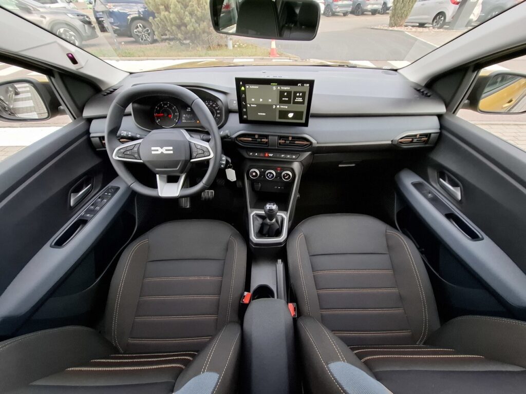 Dacia Sandero Exposé-Bild 16