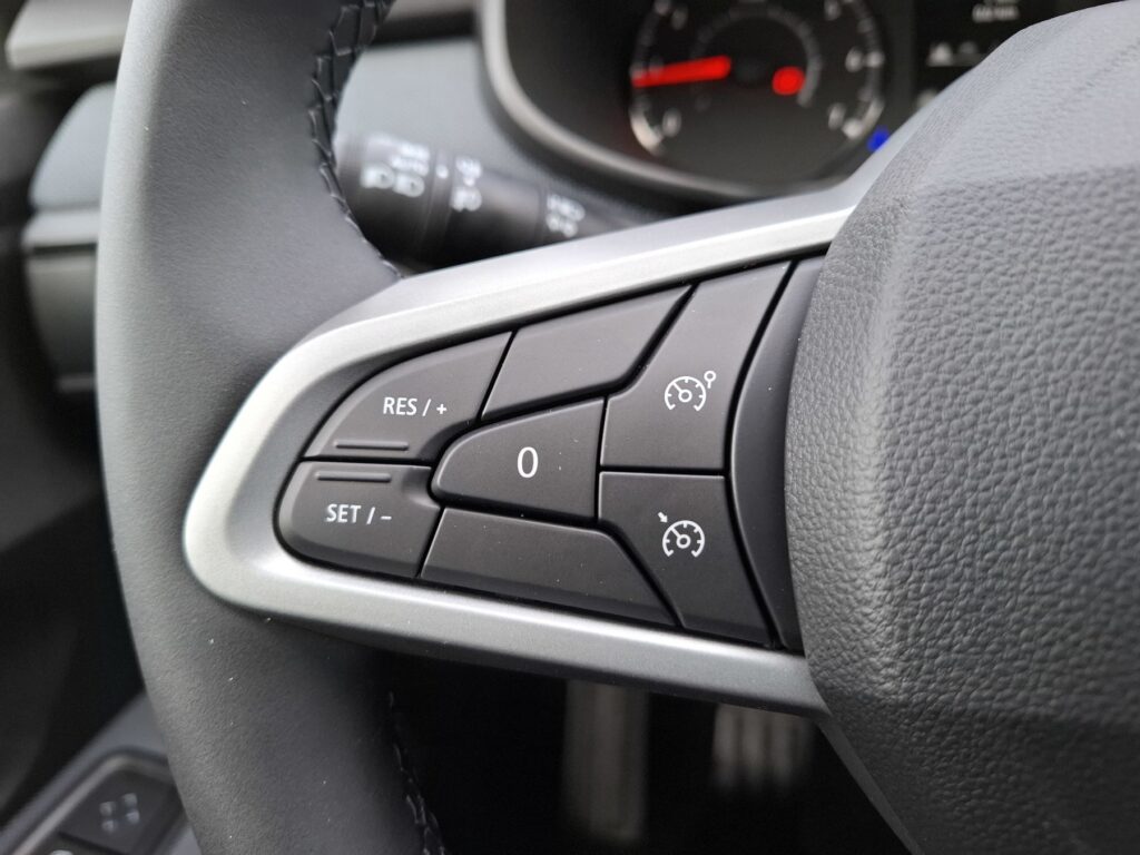 Dacia Sandero Exposé-Bild 19