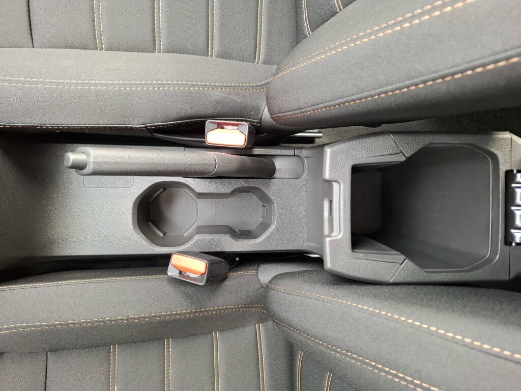 Dacia Sandero Exposé-Bild 25