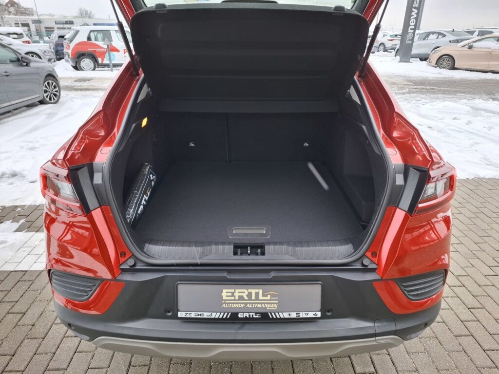 Renault Arkana Exposé-Bild 9