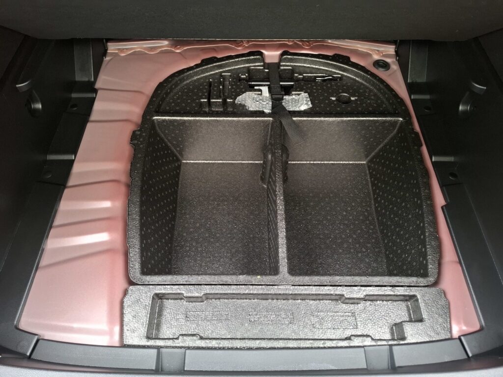 Renault Arkana Exposé-Bild 12