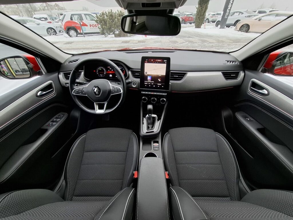 Renault Arkana Exposé-Bild 18