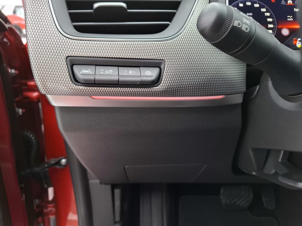 Renault Arkana Exposé-Bild 35