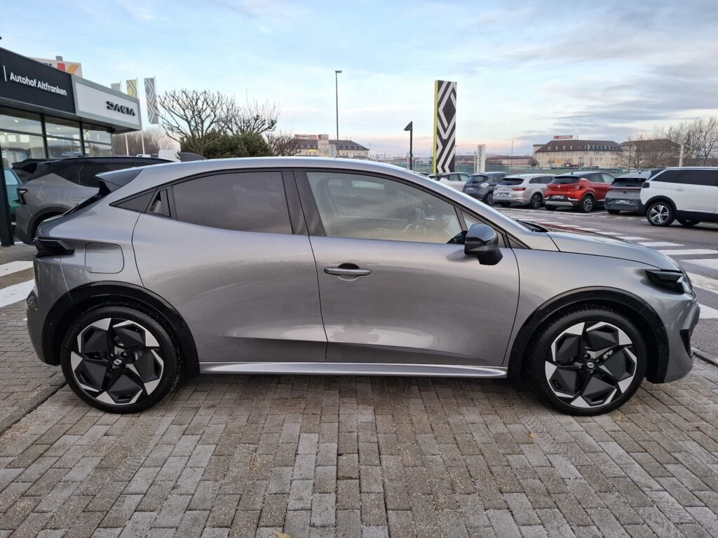 Renault Clio Exposé-Bild 5