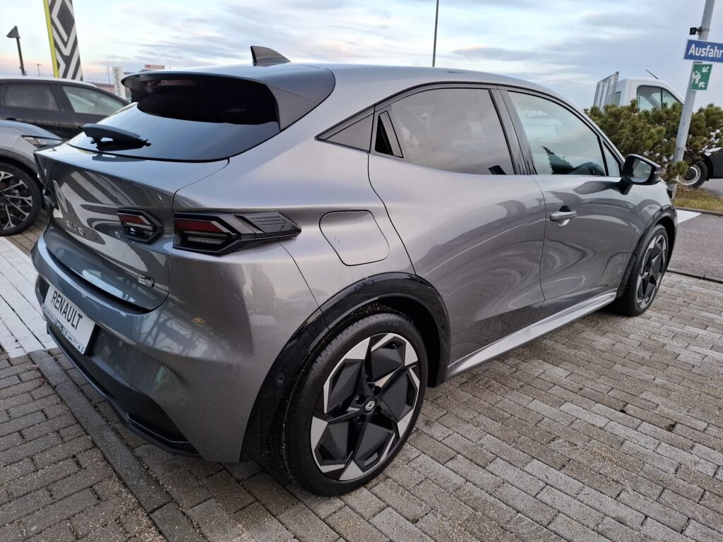 Renault Clio Exposé-Bild 6