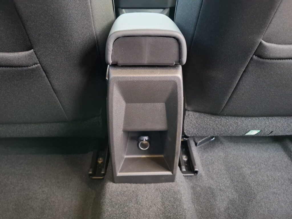 Renault Clio Exposé-Bild 15