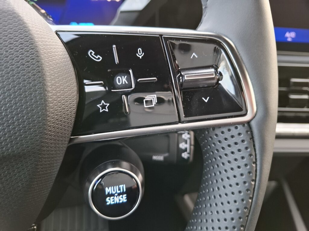 Renault Clio Exposé-Bild 21