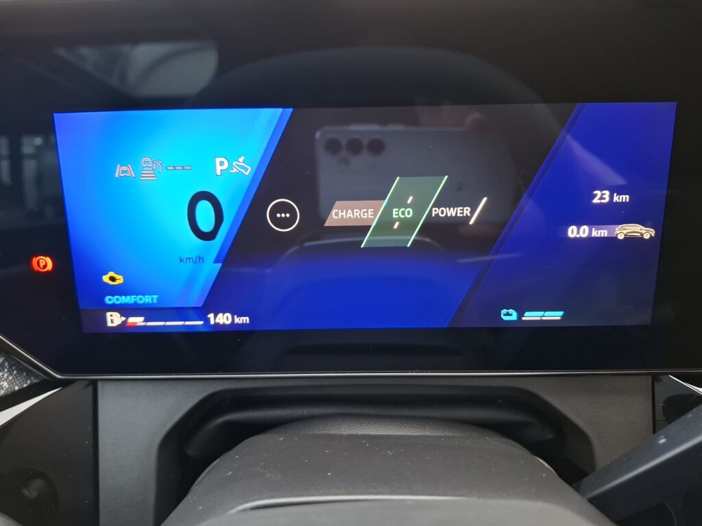 Renault Clio Exposé-Bild 22