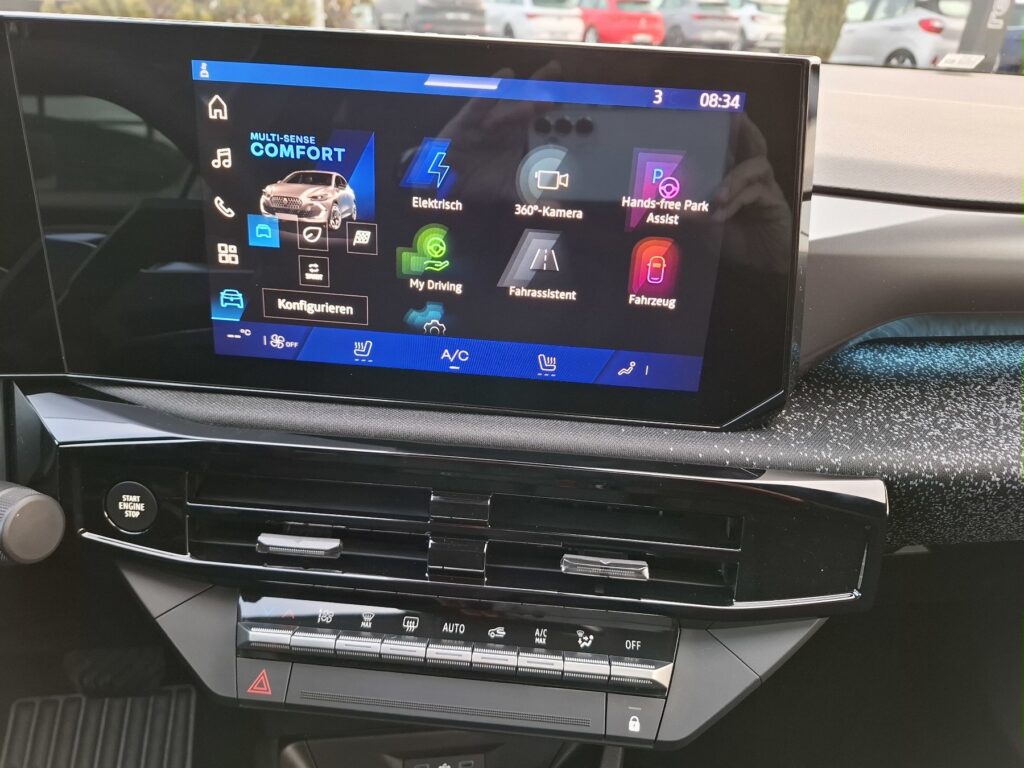 Renault Clio Exposé-Bild 25