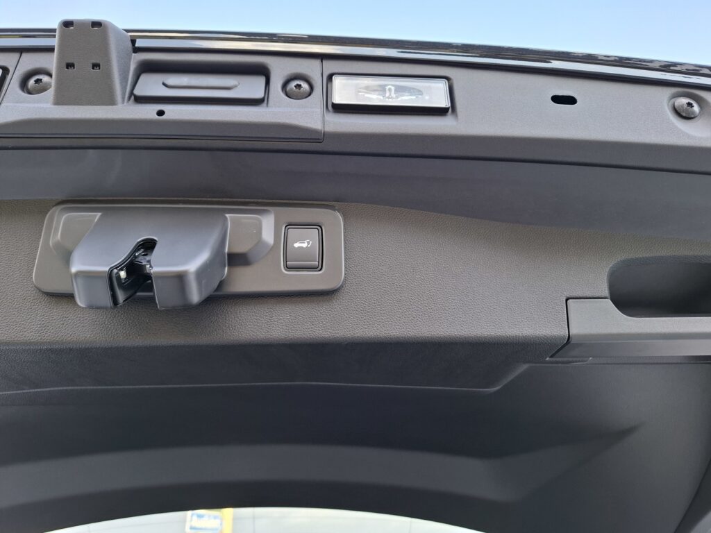 Renault Symbioz Exposé-Bild 14