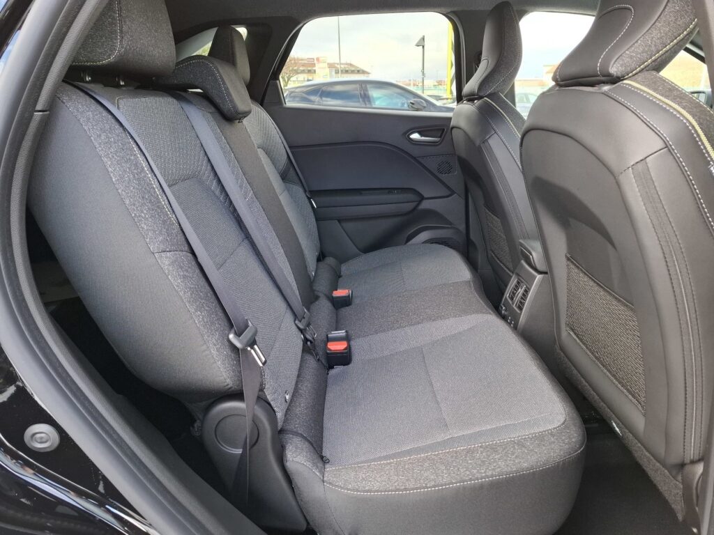 Renault Symbioz Exposé-Bild 17