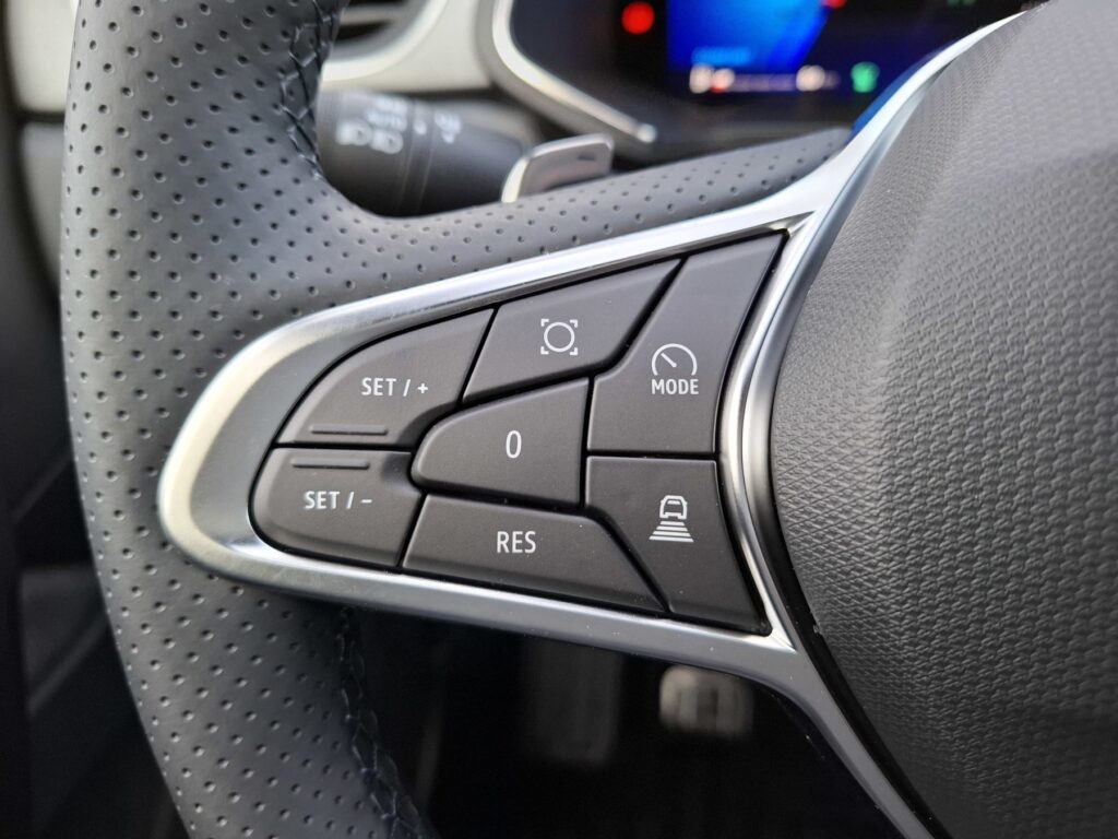 Renault Symbioz Exposé-Bild 23