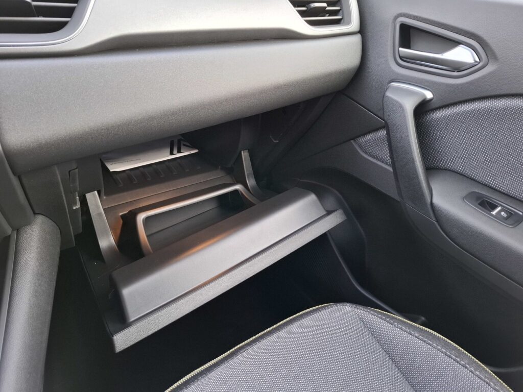 Renault Symbioz Exposé-Bild 29