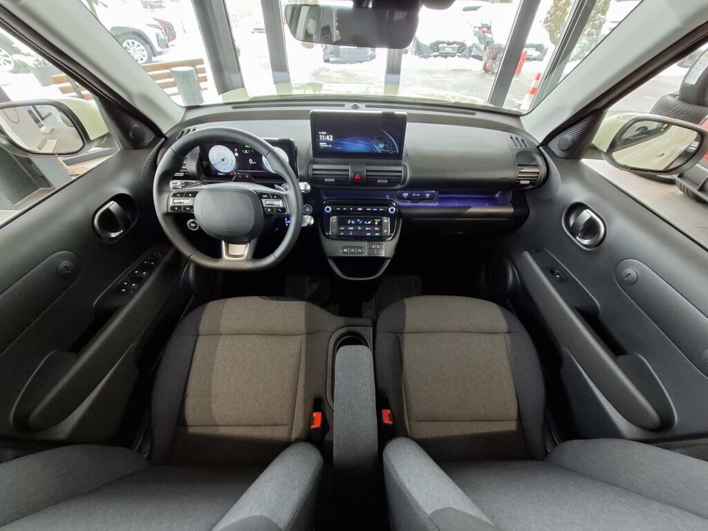 HYUNDAI INSTER Exposé-Bild 16