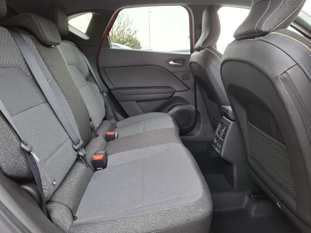 Renault Captur Exposé-Bild 13