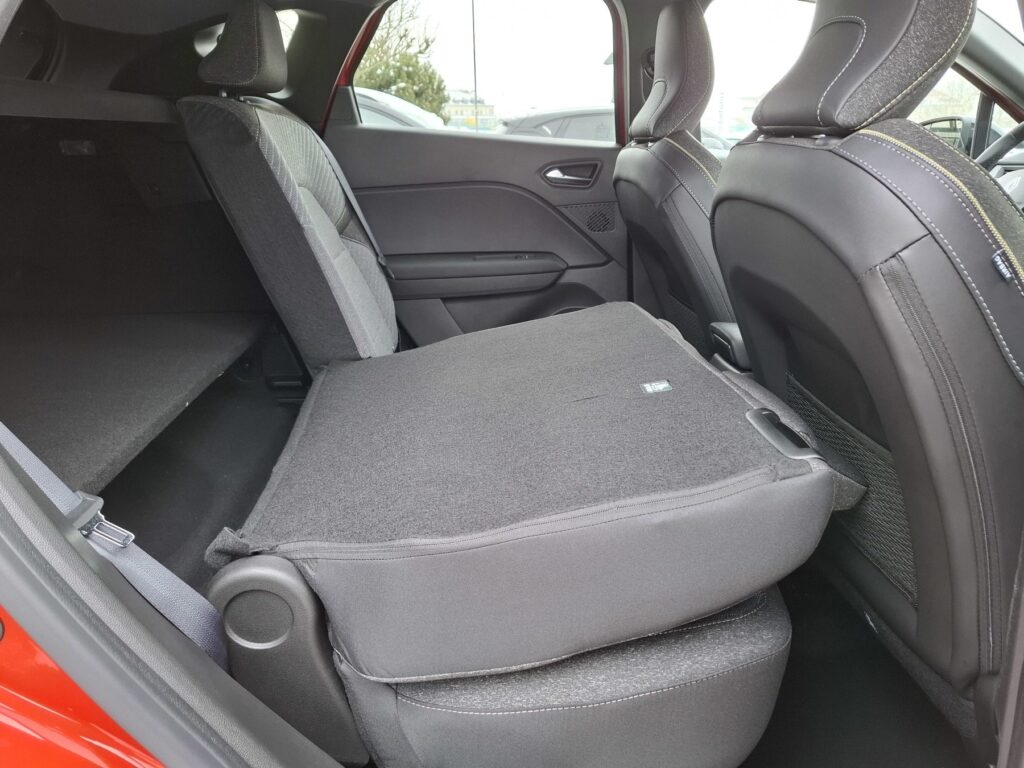 Renault Captur Exposé-Bild 15