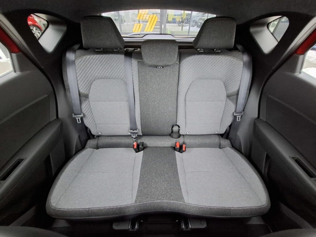 Renault Captur Exposé-Bild 17