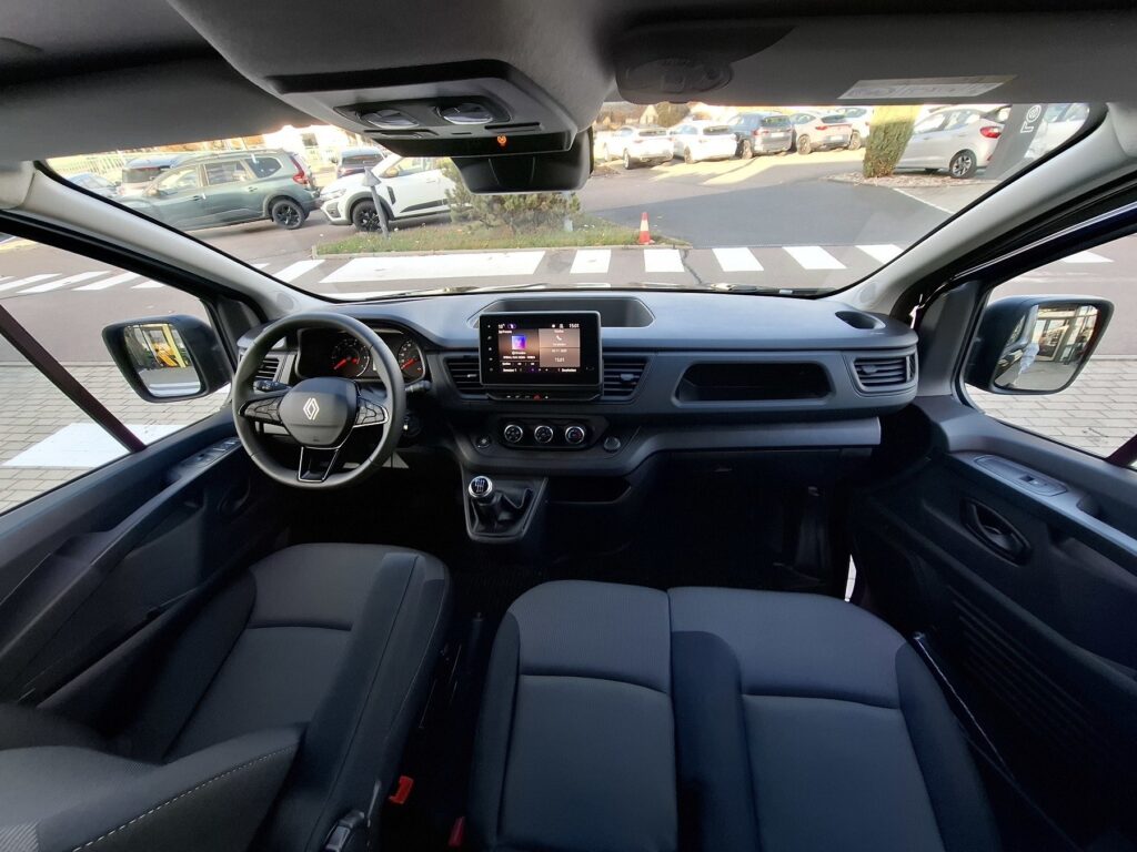 Renault Trafic Exposé-Bild 19