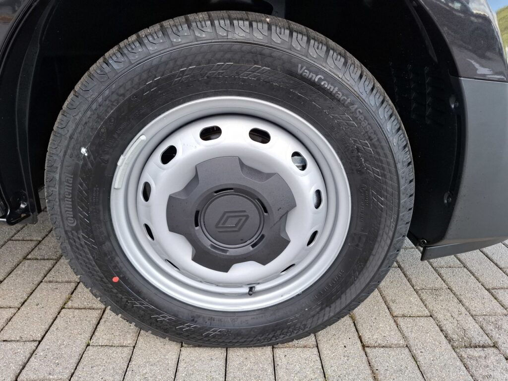 Renault Trafic Exposé-Bild 36