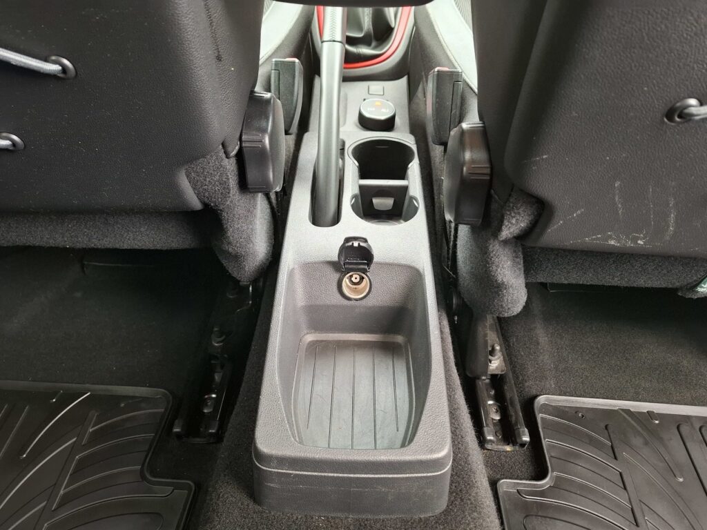 Renault Captur Exposé-Bild 16