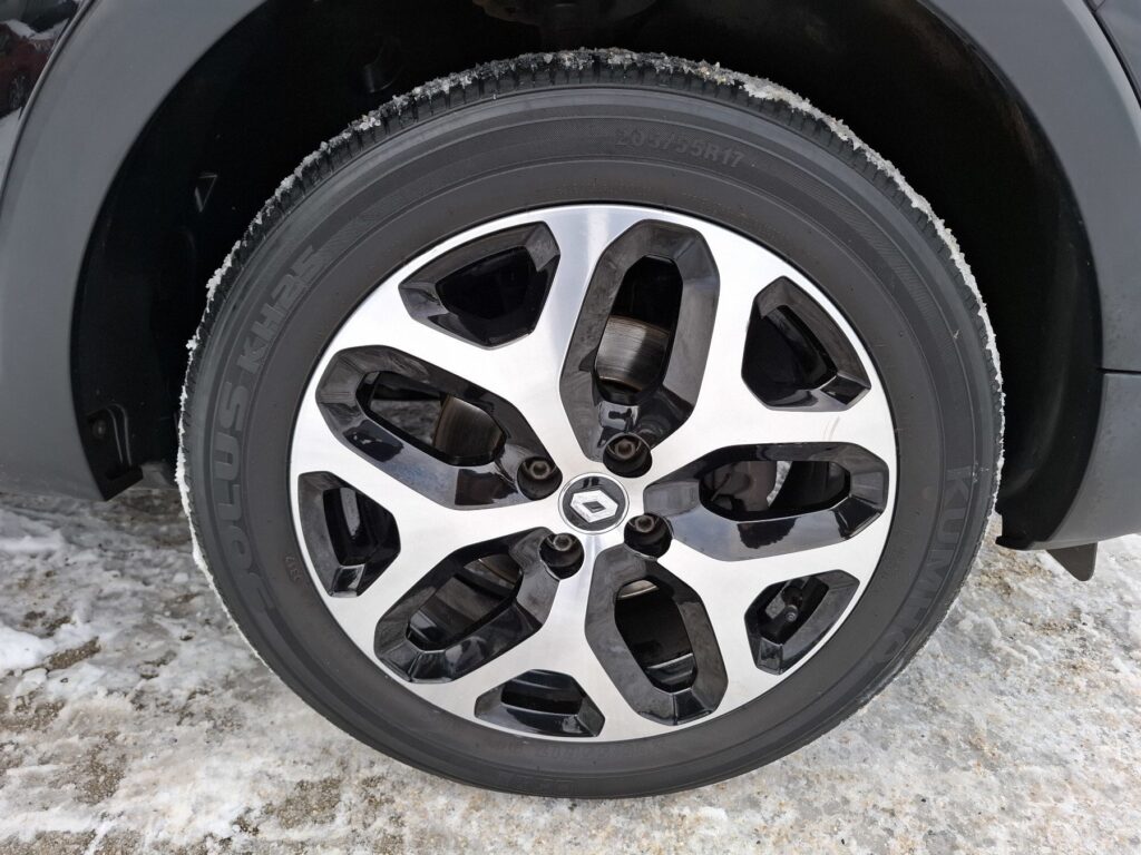 Renault Captur Exposé-Bild 37