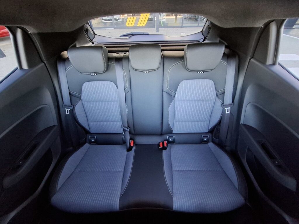 Renault Clio Exposé-Bild 15