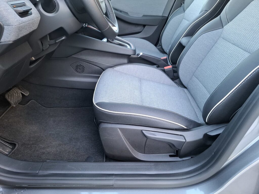 Renault Clio Exposé-Bild 31