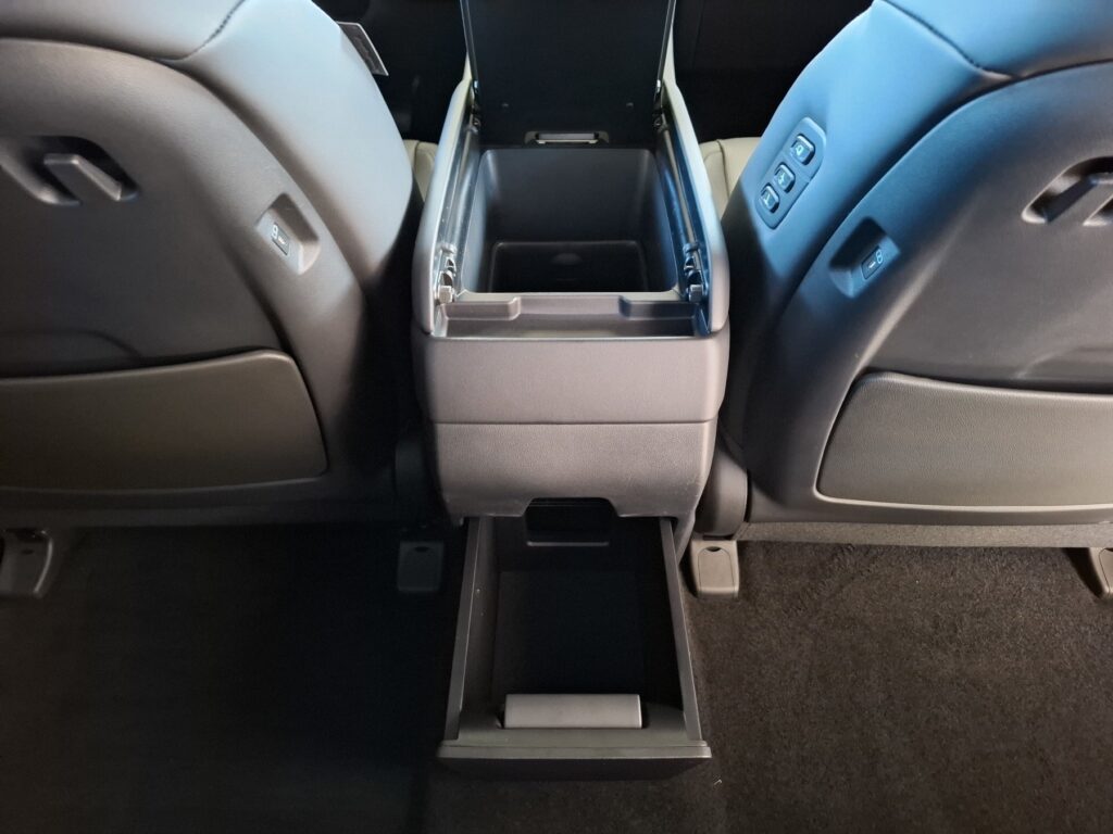 HYUNDAI SANTA FE Exposé-Bild 18