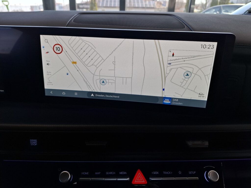 HYUNDAI SANTA FE Exposé-Bild 28