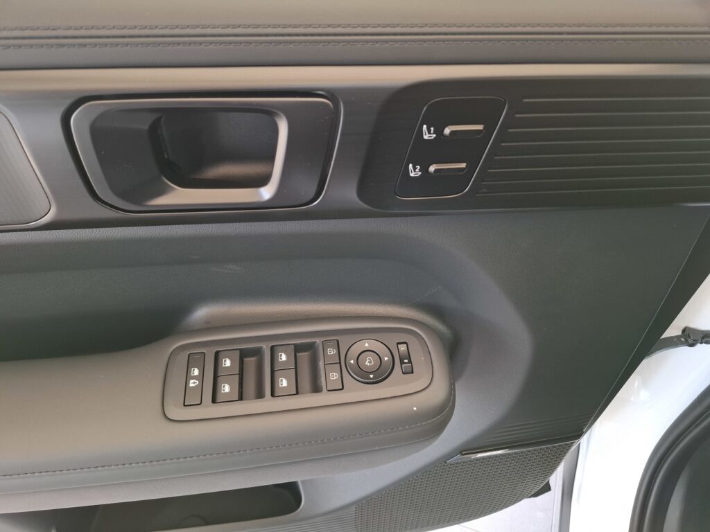 HYUNDAI SANTA FE Exposé-Bild 39