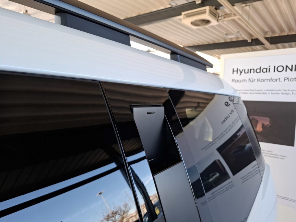 HYUNDAI SANTA FE Exposé-Bild 46