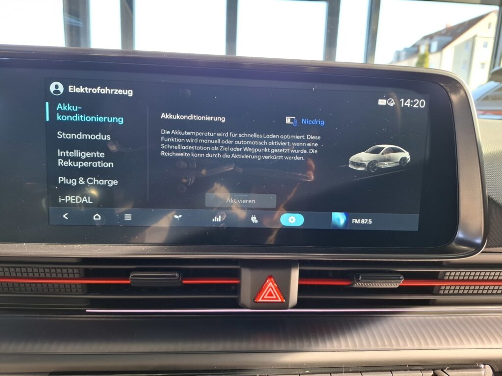 HYUNDAI IONIQ 6 Exposé-Bild 27