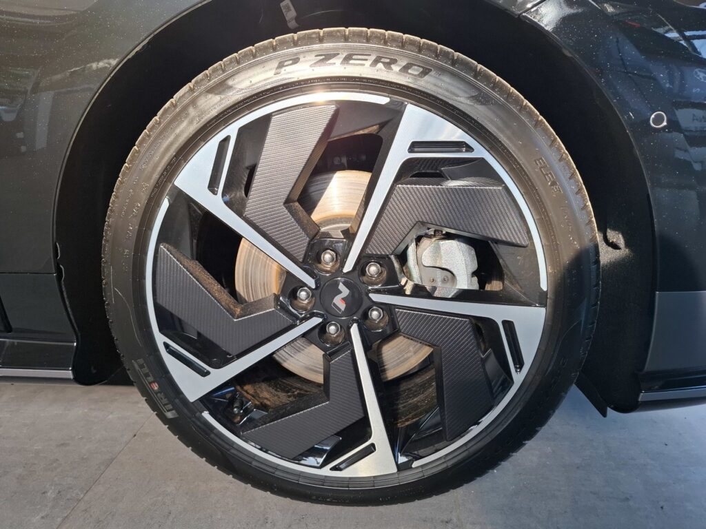 HYUNDAI IONIQ 6 Exposé-Bild 43