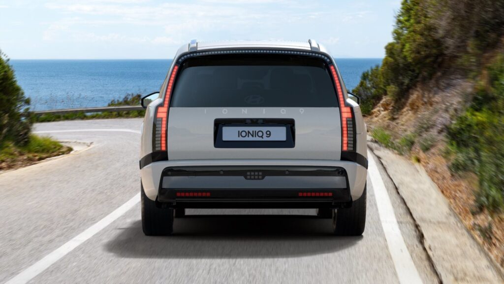 HYUNDAI IONIQ 9 Exposé-Bild 4