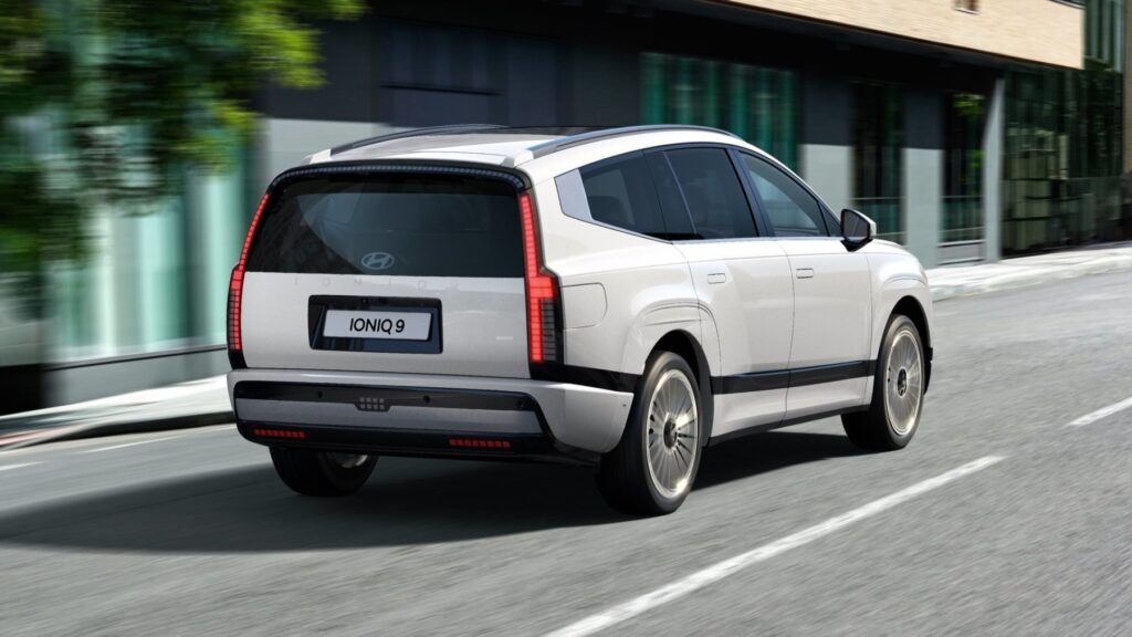 HYUNDAI IONIQ 9 Exposé-Bild 5