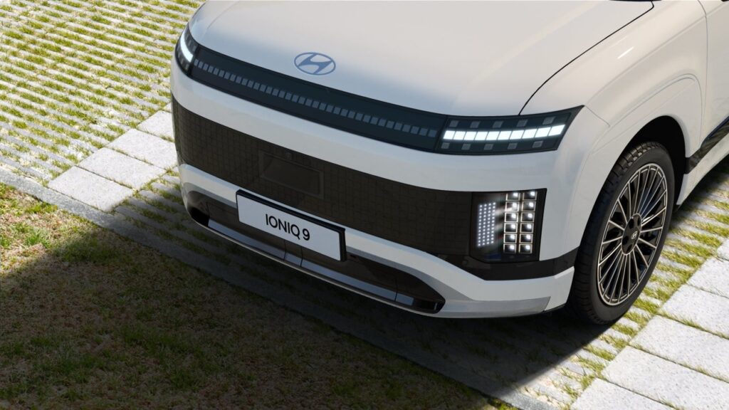 HYUNDAI IONIQ 9 Exposé-Bild 7