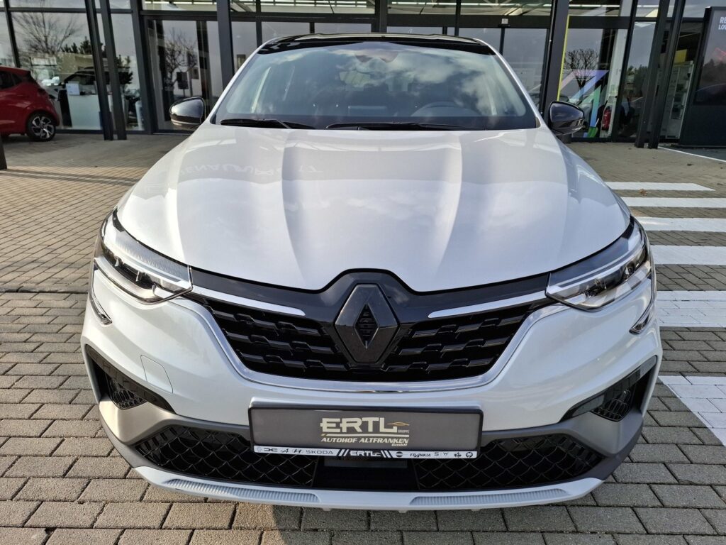 Renault Arkana Exposé-Bild 3