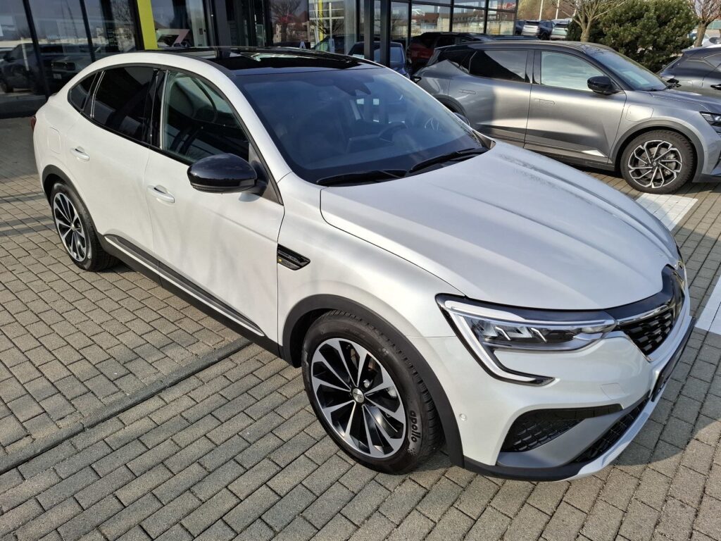 Renault Arkana Exposé-Bild 4